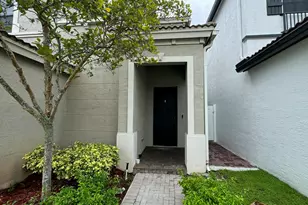 19103 NE 8th Ct, Miami, FL 33179 - Photo 2