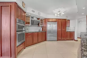 5200 N Ocean Dr, Riviera Beach, FL 33404 - Photo 16