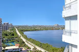 5200 N Ocean Dr, Riviera Beach, FL 33404 - Photo 30