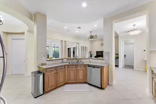 11645 NW 71st Pl, Parkland, FL 33076 - Photo 6