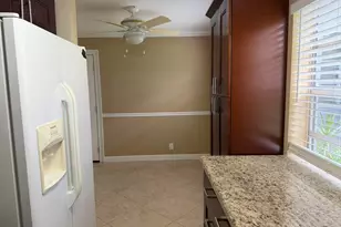 119 Burgundy C, Delray Beach, FL 33484 - Photo 4