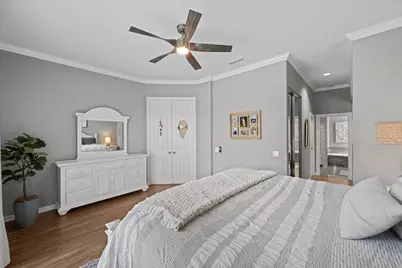 8488 Beaconhill Road, Palm Beach Gardens, FL 33410 - Photo 18