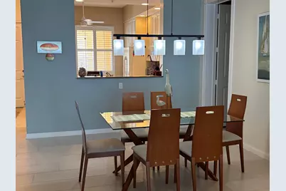29 Harbour Isle W #102, Fort Pierce, FL 34949 - Photo 4