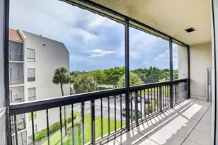 3050 Presidential Way, West Palm Beach, FL 33401 - Photo 10