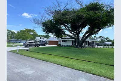 2001 SE Bisbee Street, Port Saint Lucie, FL 34952 - Photo 10