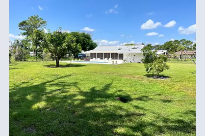 2001 SE Bisbee Street, Port Saint Lucie, FL 34952 - Photo 8