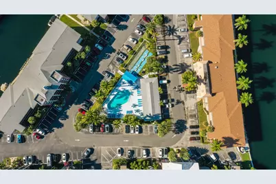 450 Paradise Isle Boulevard, Hallandale Beach, FL 33009 - Photo 22