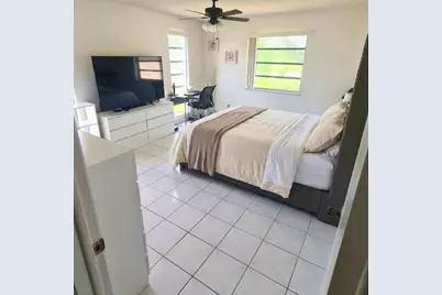 13746 Via Flora #E, Delray Beach, FL 33484 - Photo 14