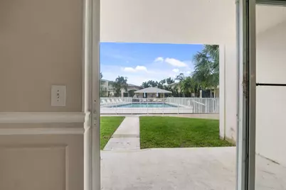 510 Prosperity Farms Rd. Road #4b, North Palm Beach, FL 33408 - Photo 22