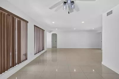 5411 SW 94th Avenue, Cooper City, FL 33328 - Photo 10