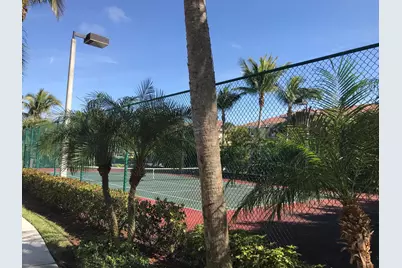 6410 Emerald Dunes Drive #206, West Palm Beach, FL 33411 - Photo 6