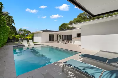 21303 NE 18th Place, Miami, FL 33179 - Photo 2