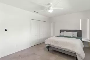 21303 NE 18th Pl, Miami, FL 33179 - Photo 20