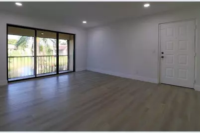 614 Sea Pine Way #H2, Greenacres, FL 33415 - Photo 2