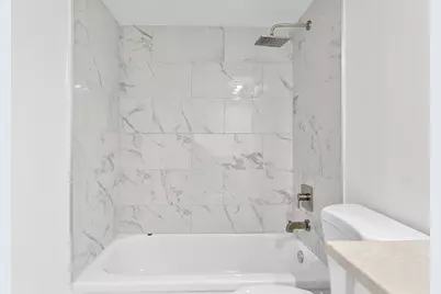 1052 Hythe C, Boca Raton, FL 33434 - Photo 8