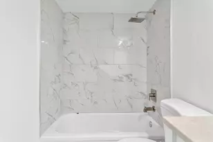 1052 Hythe C, Boca Raton, FL 33434 - Photo 8