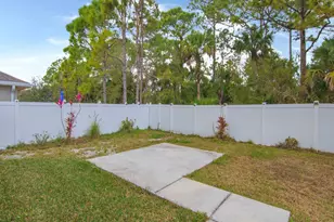 8308 Amalfi Cir, Fort Pierce, FL 34951 - Photo 32