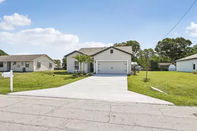 5200 Hickory Drive, Fort Pierce, FL 34982 - Photo 4