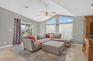 8004 Long Dr, Port Saint Lucie, FL 34952 - Photo 18