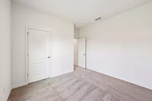 6010 Hickory Dr, Fort Pierce, FL 34982 - Photo 10