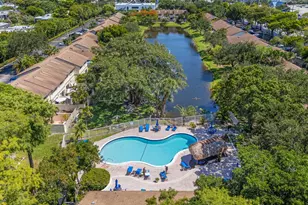 3024 S Oakland Forest Dr, Oakland Park, FL 33309 - Photo 4