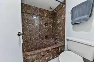 2818 N 46th Ave, Hollywood, FL 33021 - Photo 34