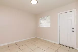 7750 SW 10th Ct, North Lauderdale, FL 33068 - Photo 14