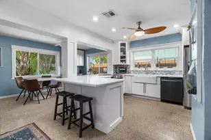 60 NW 47th St, Oakland Park, FL 33309 - Photo 12