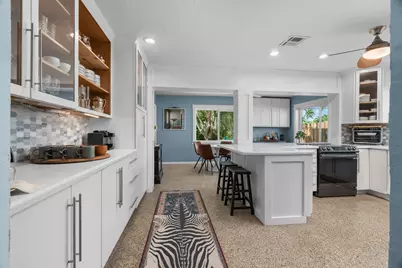 60 NW 47th Street, Oakland Park, FL 33309 - Photo 10