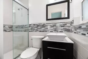 60 NW 47th St, Oakland Park, FL 33309 - Photo 26