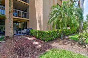 950 Egret Cir, Delray Beach, FL 33444 - Photo 22