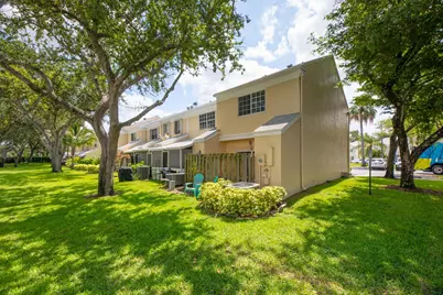 2900 Dorchester Lane #2900, Cooper City, FL 33026 - Photo 34