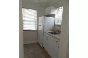 4565 N Ocean Dr, Lauderdale by the Sea, FL 33308 - Photo 4