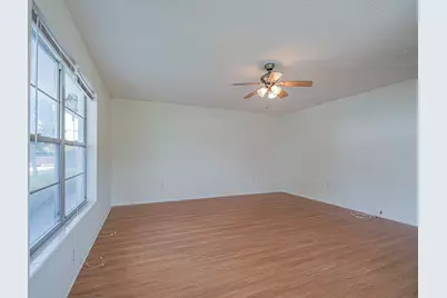 2800 Indian River Boulevard, Vero Beach, FL 32960 - Photo 10