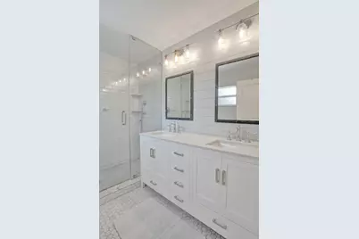 1361 NE 46th Street, Oakland Park, FL 33334 - Photo 30
