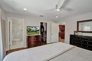 1361 NE 46th St, Oakland Park, FL 33334 - Photo 28