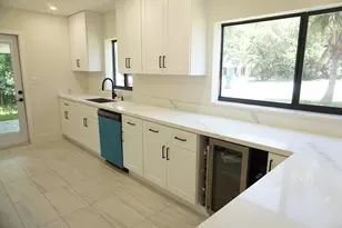 310 SW 1st Ave, Boynton Beach, FL 33435 - Photo 2