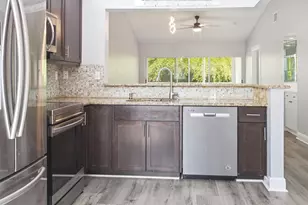 460 NW 67th St, Boca Raton, FL 33487 - Photo 12