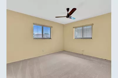 5715 NW 86th Avenue, Tamarac, FL 33321 - Photo 18