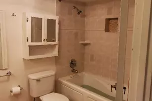 7500 NW 1st Ct, Plantation, FL 33317 - Photo 6