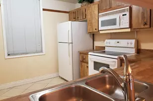 7500 NW 1st Ct, Plantation, FL 33317 - Photo 1