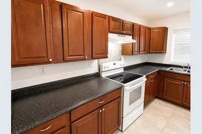 5728 5728 Blueberry Ct, Unit #38 Circle, Lauderhill, FL 33313 - Photo 10