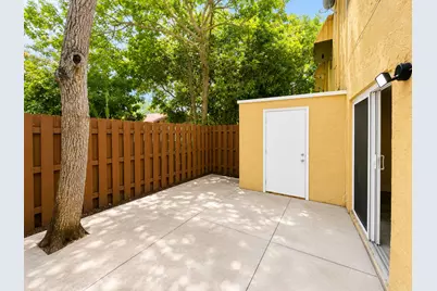 5728 5728 Blueberry Ct, Unit #38 Circle, Lauderhill, FL 33313 - Photo 34