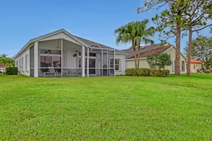 101 Meadowlands Dr, Royal Palm Beach, FL 33411 - Photo 38