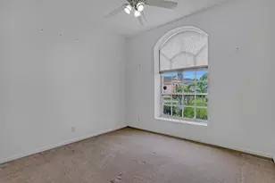 101 Meadowlands Dr, Royal Palm Beach, FL 33411 - Photo 28