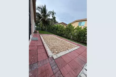 11534 NW 4th Manor, Coral Springs, FL 33071 - Photo 24