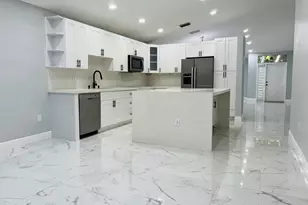 11534 NW 4th Manor, Coral Springs, FL 33071 - Photo 8