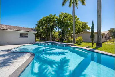 2651 NW 107th Avenue, Coral Springs, FL 33065 - Photo 14