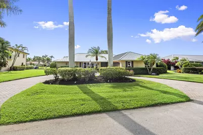 3374 SE Fairway E, Stuart, FL 34997 - Photo 6