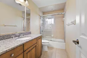 3374 SE Fairway E, Stuart, FL 34997 - Photo 26